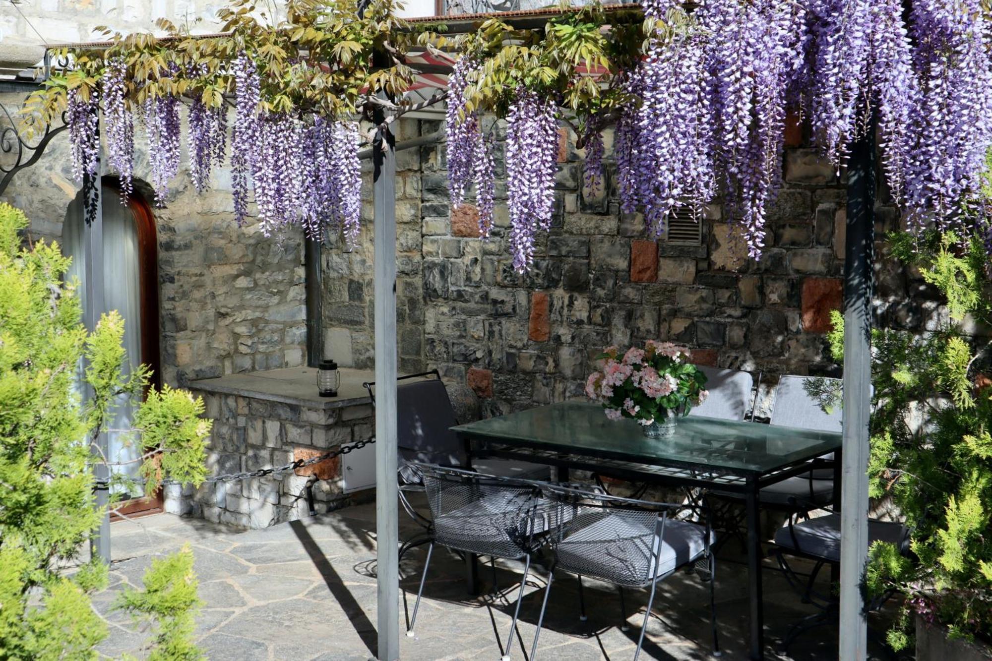 Barony Le Pergole Holiday Apartments ルガーノ エクステリア 写真