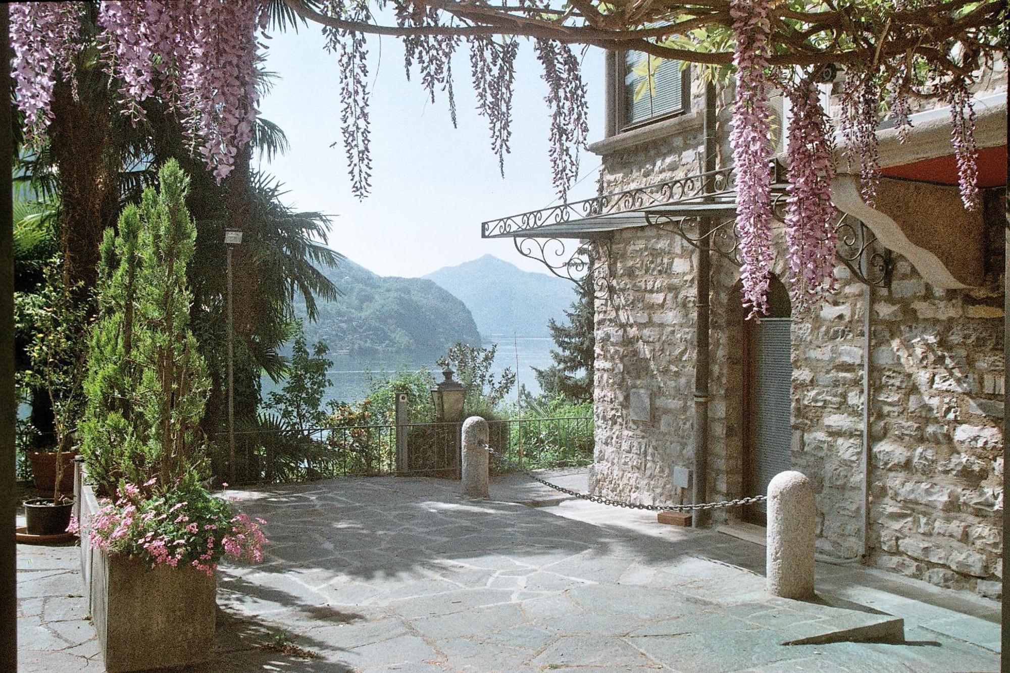 Barony Le Pergole Holiday Apartments ルガーノ エクステリア 写真