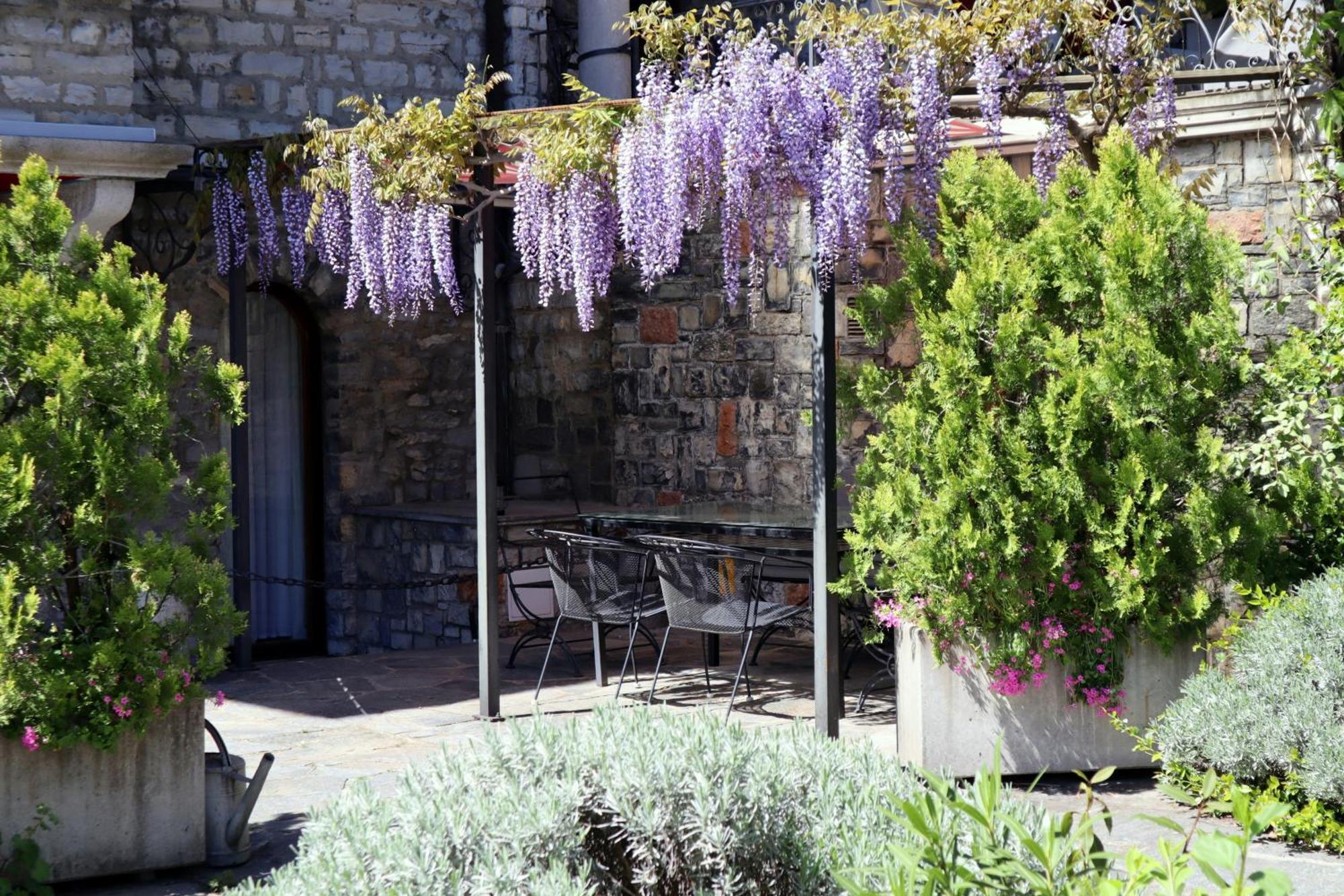 Barony Le Pergole Holiday Apartments ルガーノ エクステリア 写真